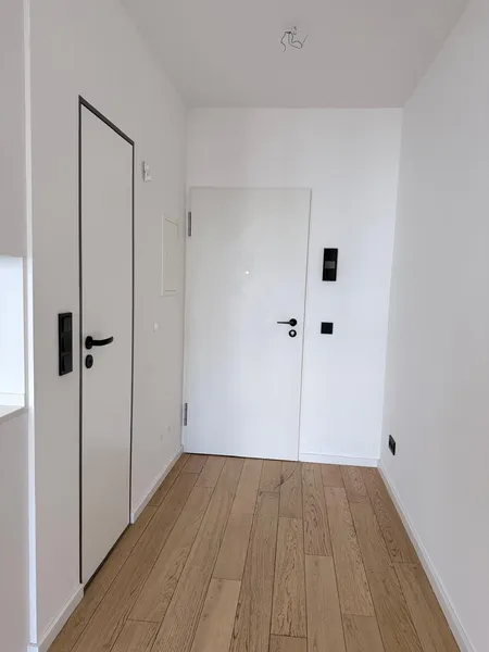 Gehobene 1-Zimmer Wohnung mit Concierge — photo 1